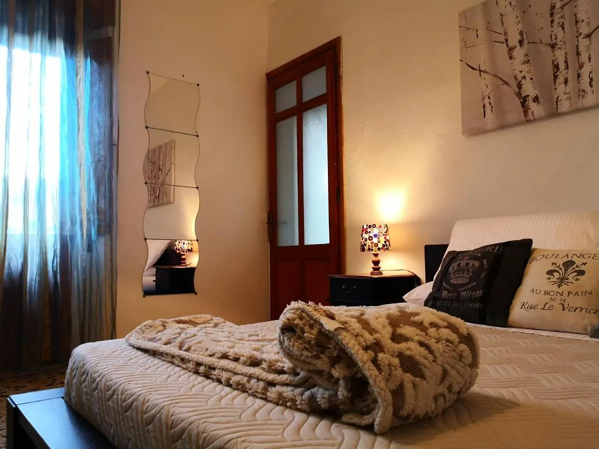 Bed and Breakfast Zia Chiarina San Nicolo Gerrei Italien