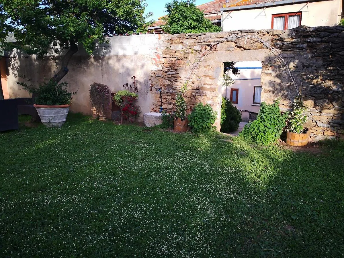 Bed and Breakfast Zia Chiarina San Nicolo Gerrei Bed & Breakfast