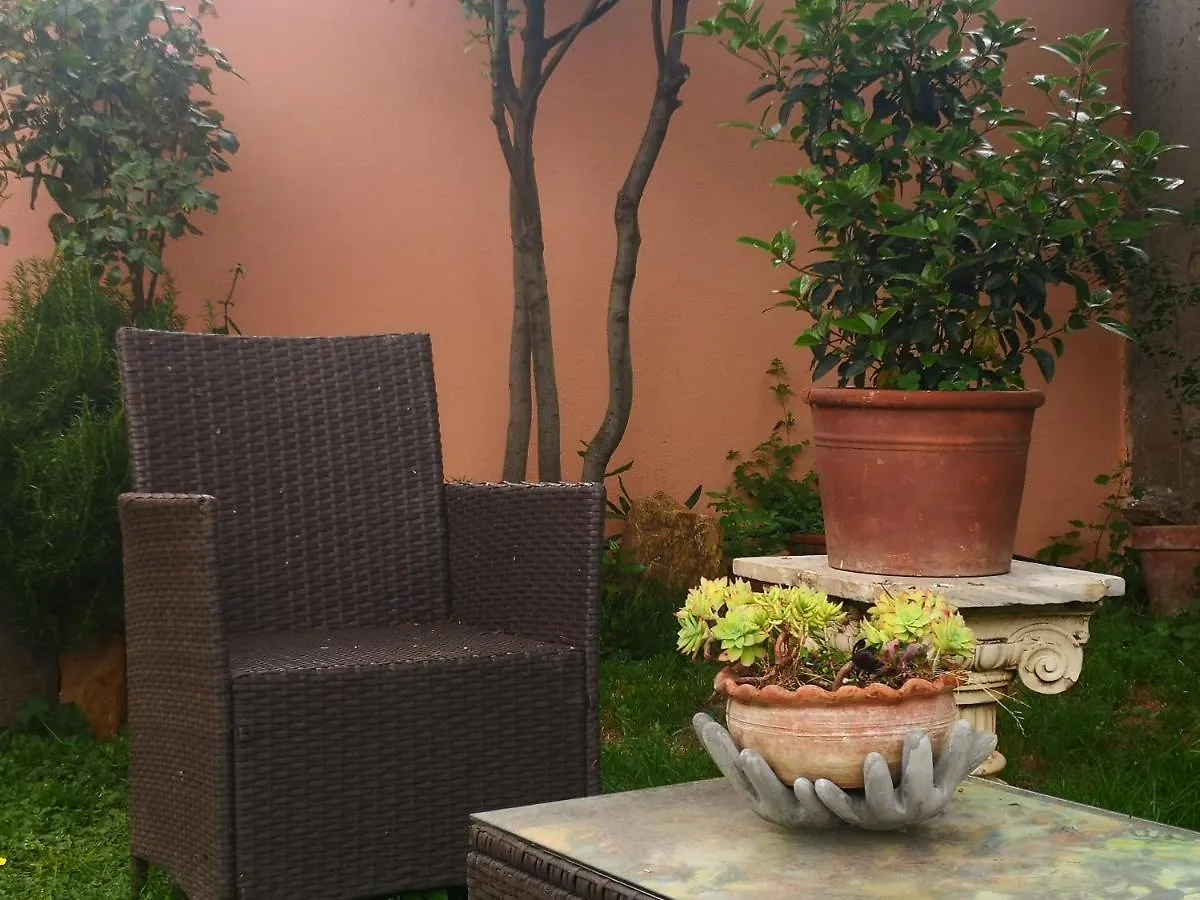 Bed and Breakfast Zia Chiarina San Nicolo Gerrei