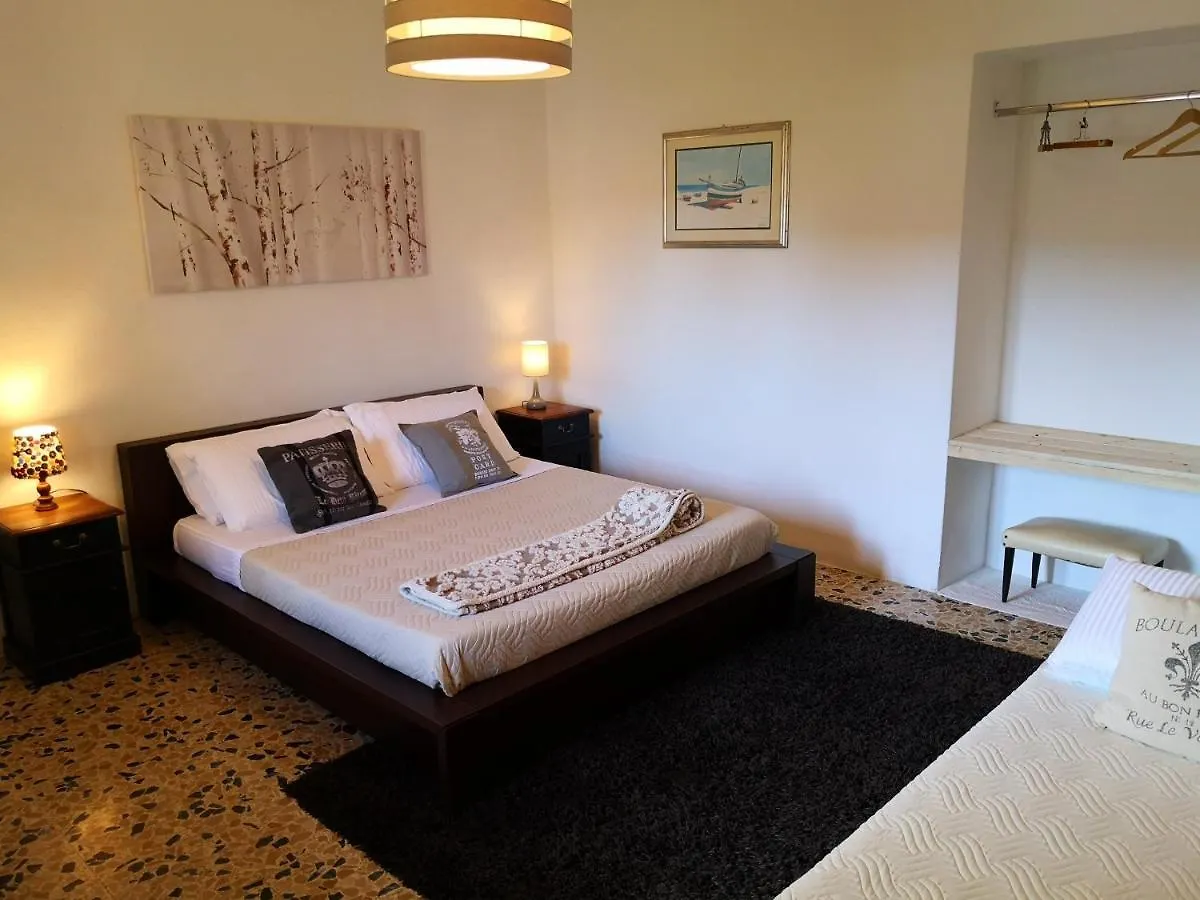 Bed & Breakfast Bed and Breakfast Zia Chiarina San Nicolo Gerrei